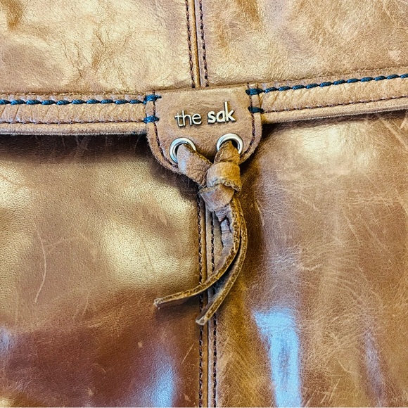 The Sak Ventura Brown Leather Convertible Backpack/Shoulder Bag - Picture 4 of 8